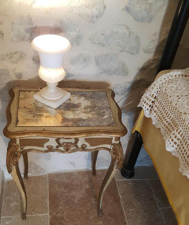 Chateau Le Truch Montussan Exteriör bild